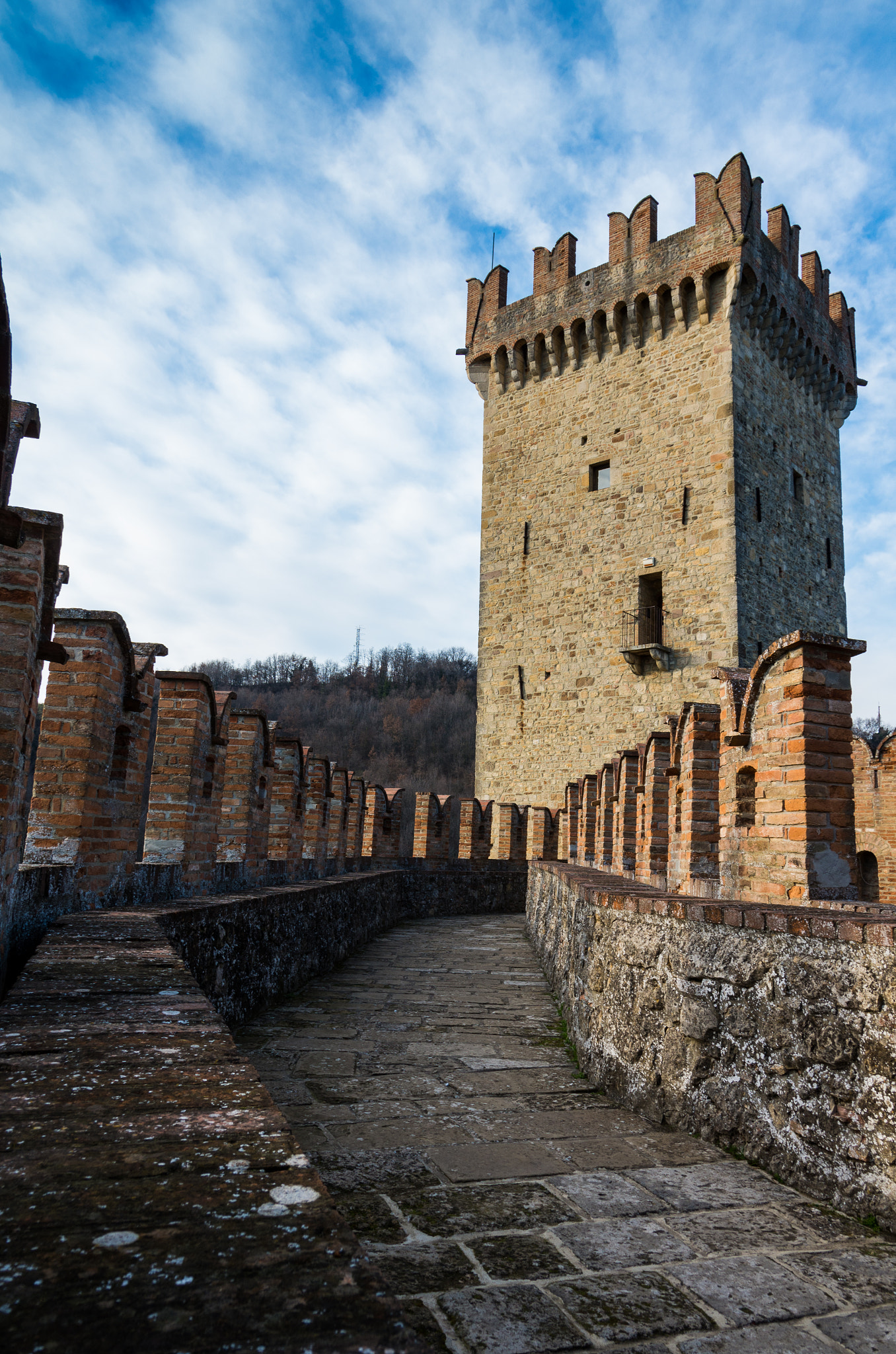 Pentax smc DA 17-70mm F4.0 AL (IF) SDM sample photo. Borgo di vigoleno photography