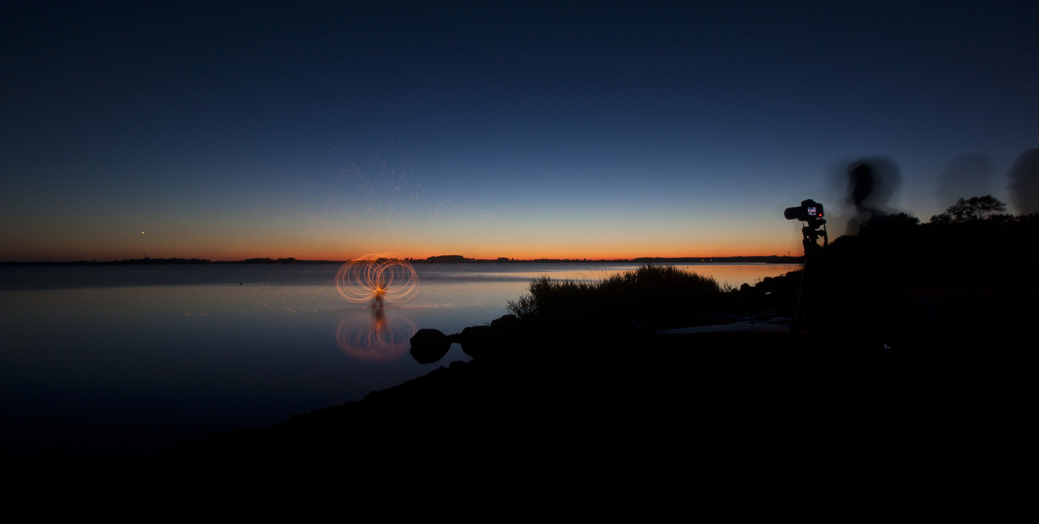 Canon EF-S 10-18mm F4.5–5.6 IS STM sample photo. Steel wool preparing - rujana 2015 photography