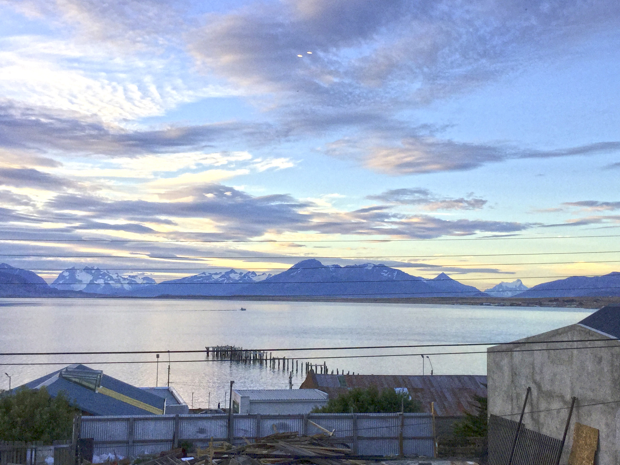 iPod touch back camera 3.3mm f/2.4 sample photo. Puerto natales photography