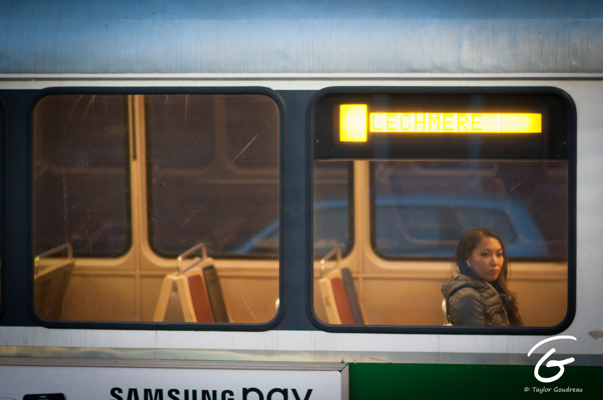 Nikon D90 + Sigma 85mm F1.4 EX DG HSM sample photo. The green line photography