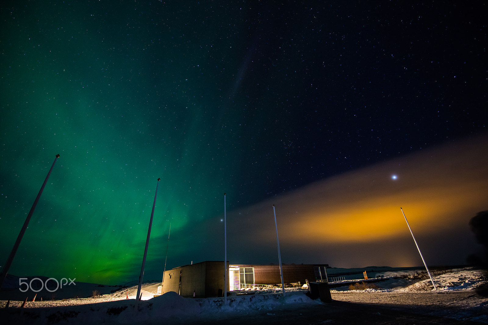 Canon EOS 5DS R + Canon EF 300mm f/2.8L sample photo. Northern lights in iceland photography