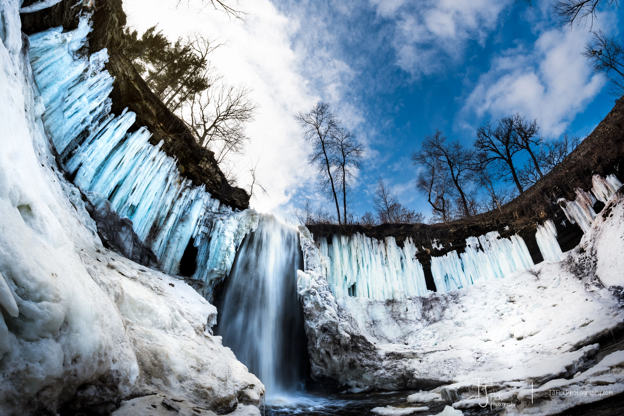 Samyang 12mm F2.8 ED AS NCS Fisheye sample photo. Spring thaw photography