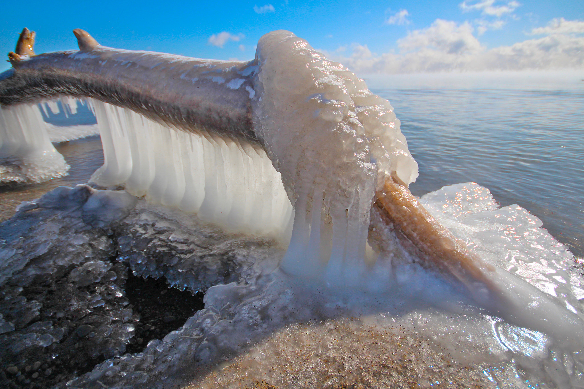 Sigma 10-20mm F4-5.6 EX DC HSM sample photo. Ice art photography