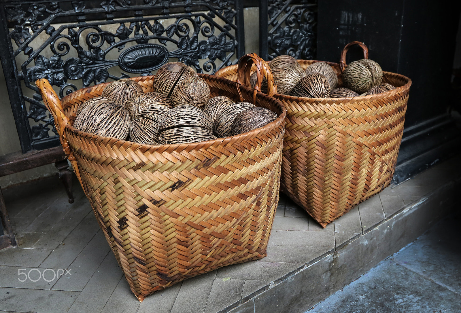 Canon EOS M3 sample photo. Pong pong seed photography
