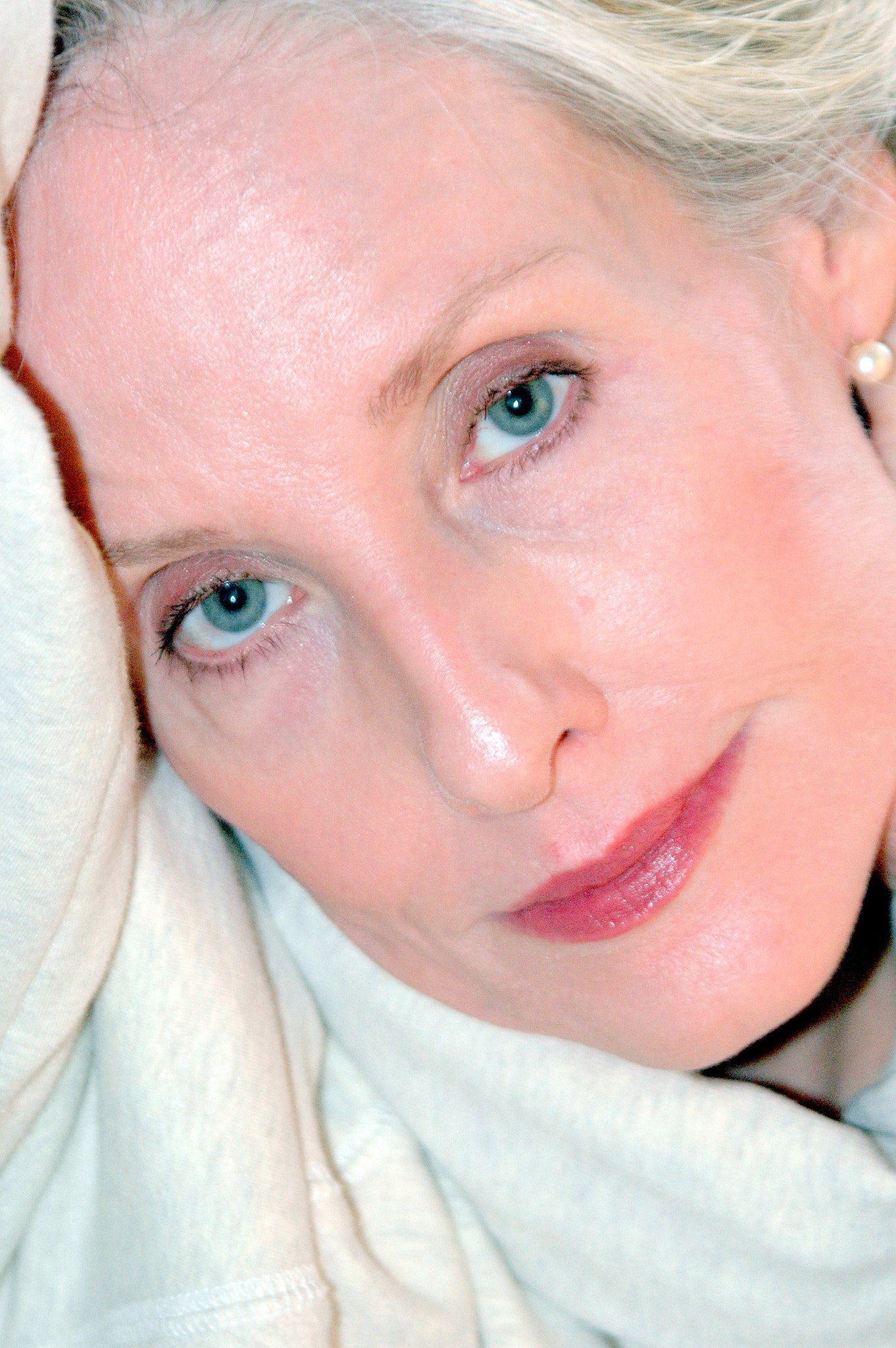 Nikon D70 sample photo. Classic female beauty. photography