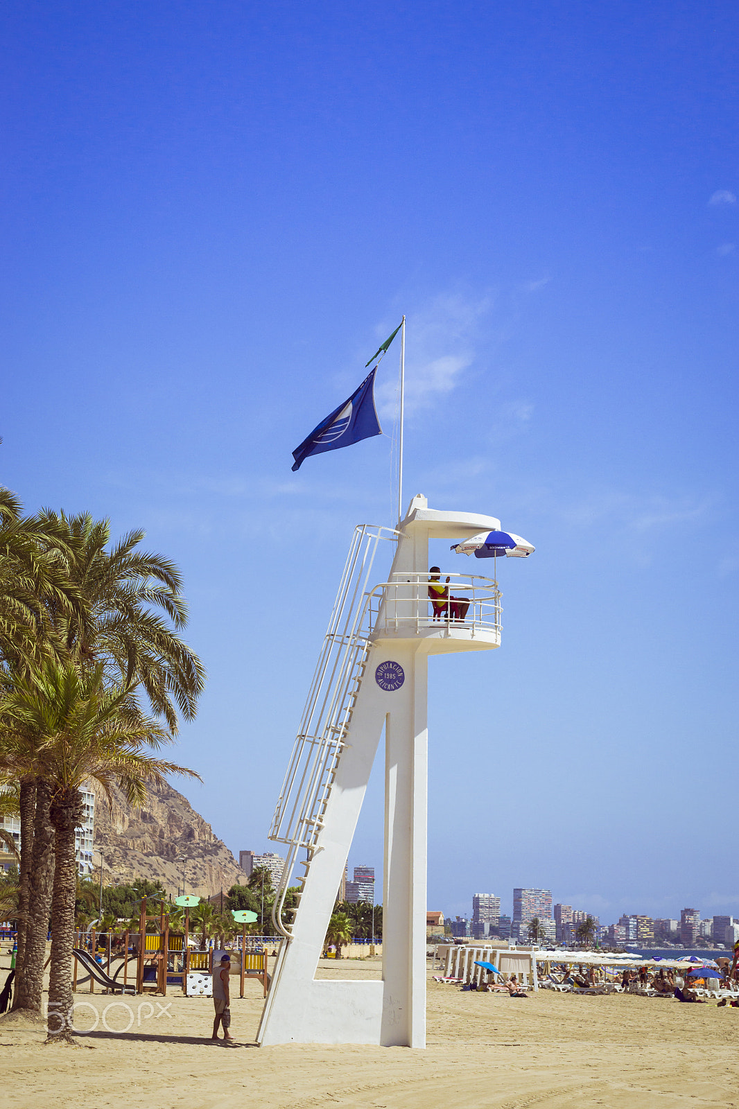 Nikon D3100 + Sigma 50mm F1.4 EX DG HSM sample photo. Beach playa del postiguet, lifeguard on the tower, alicante, spa photography