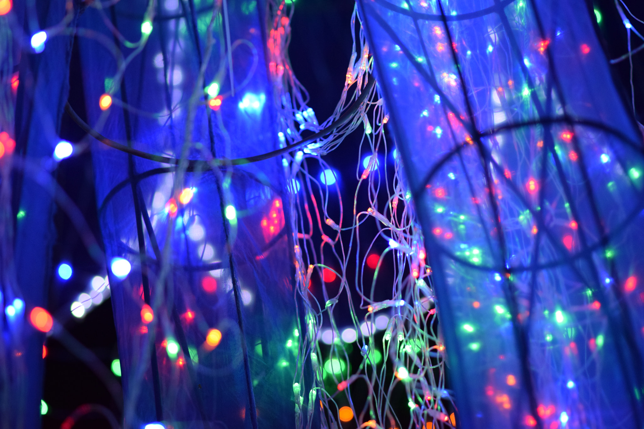Nikon D3300 + Nikon AF-S Nikkor 85mm F1.8G sample photo. Lanterns photography