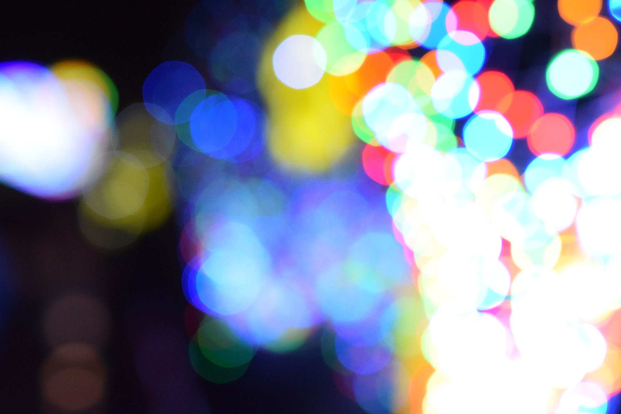Nikon D3300 + Nikon AF-S Nikkor 85mm F1.8G sample photo. Lanterns photography