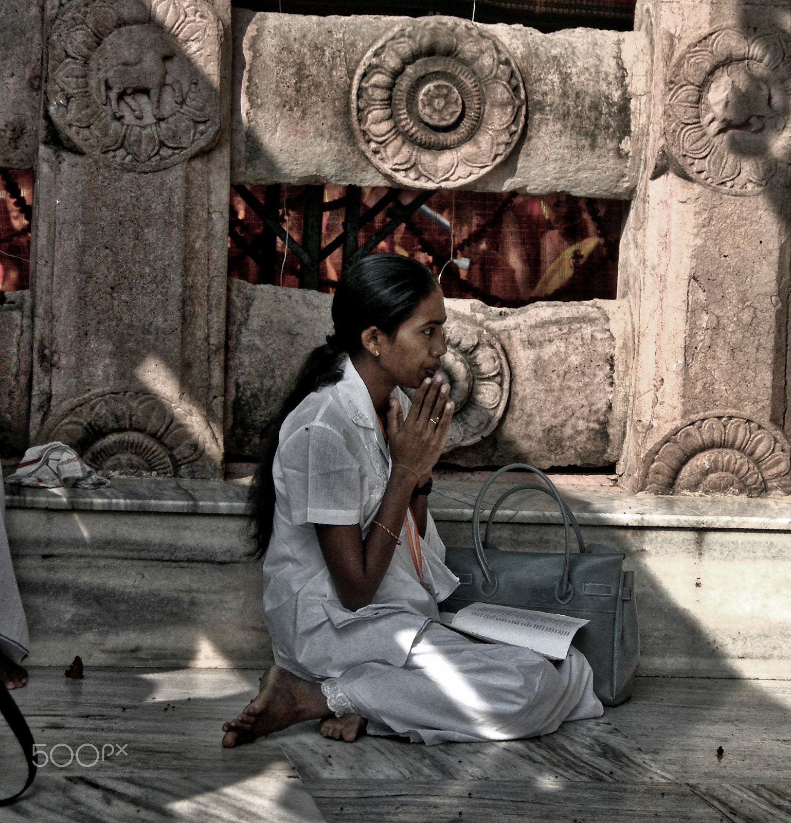 Nikon E7600 sample photo. Meditating photography