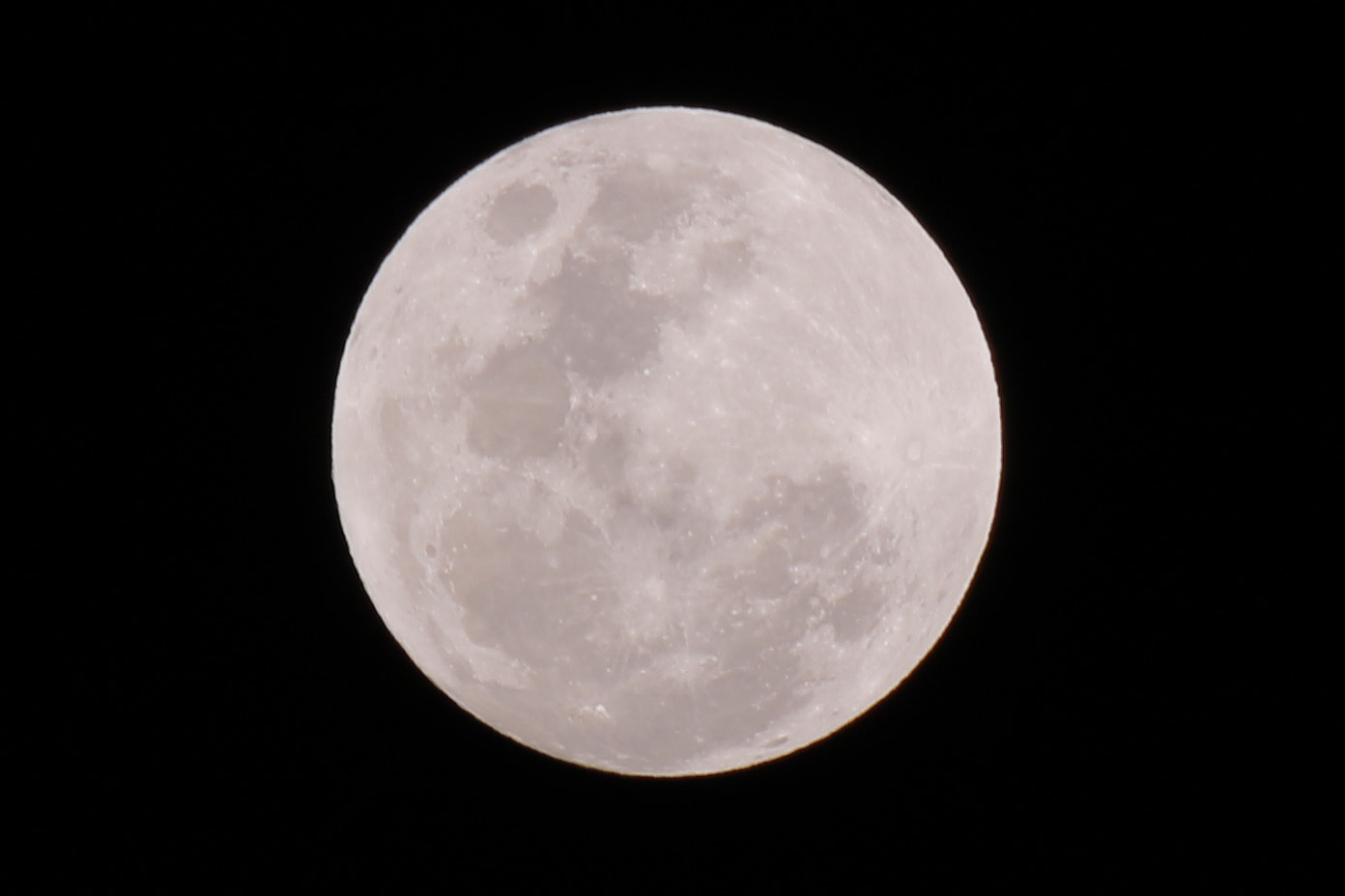 Tamron SP 35mm F1.8 Di VC USD sample photo. The full moon photography
