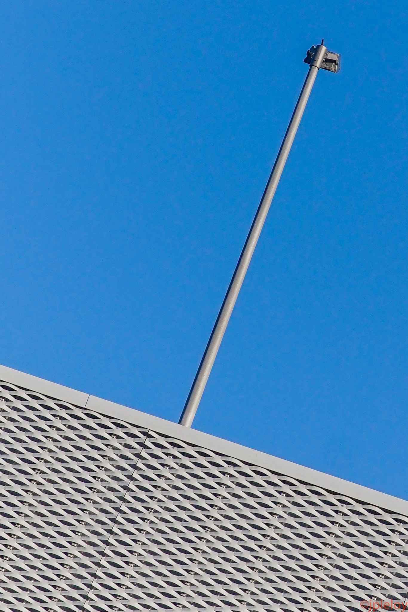Sigma 17-70mm F2.8-4 DC Macro HSM sample photo. Lignes photography