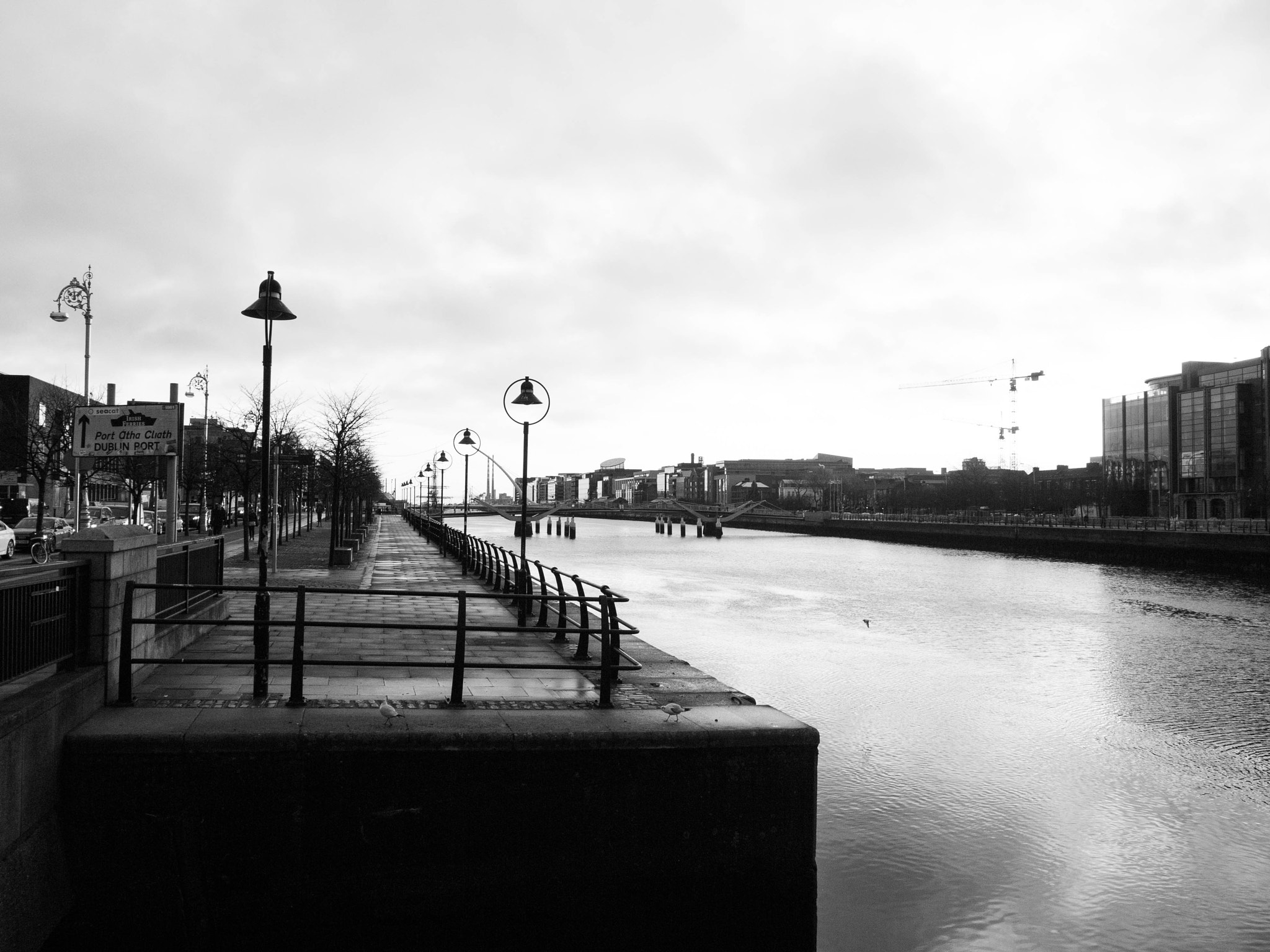 Panasonic Lumix DMC-GF2 sample photo. River liffey in dublin city photography