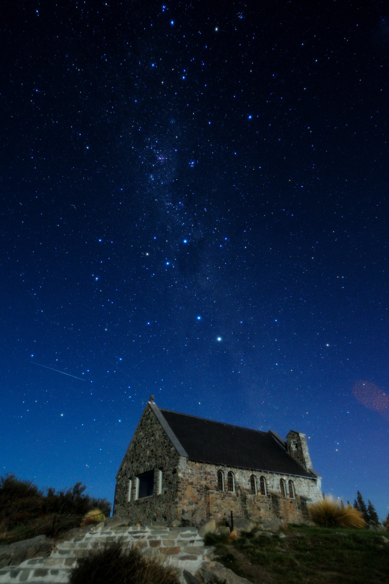 Nikon D700 + Sigma 20mm F1.8 EX DG Aspherical RF sample photo. Church of the good shepherd photography