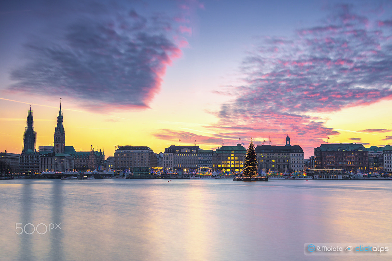 Canon EF 28-300mm F3.5-5.6L IS USM sample photo. Alster hamburg photography