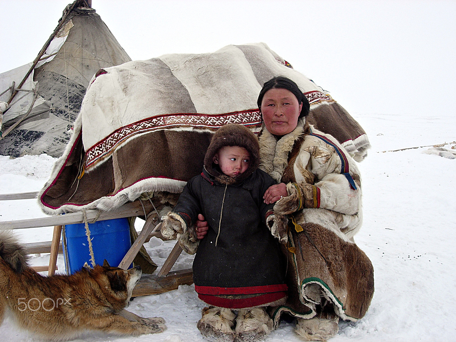 Nikon E5200 sample photo. The north woman with child photography