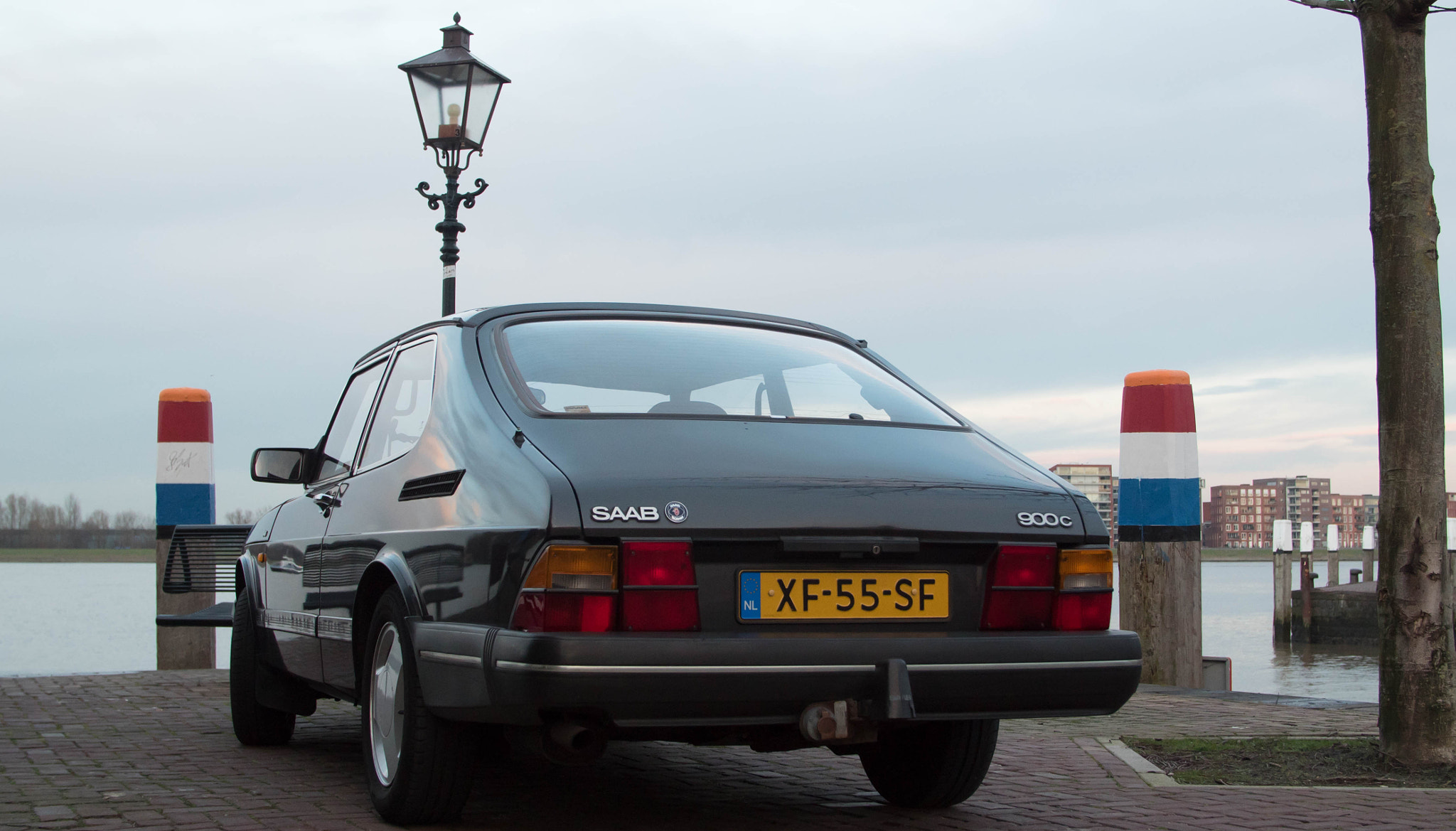 Panasonic Lumix DMC-GH4 + Canon EF 24-105mm F4L IS USM sample photo. Saab 900c sunset photography