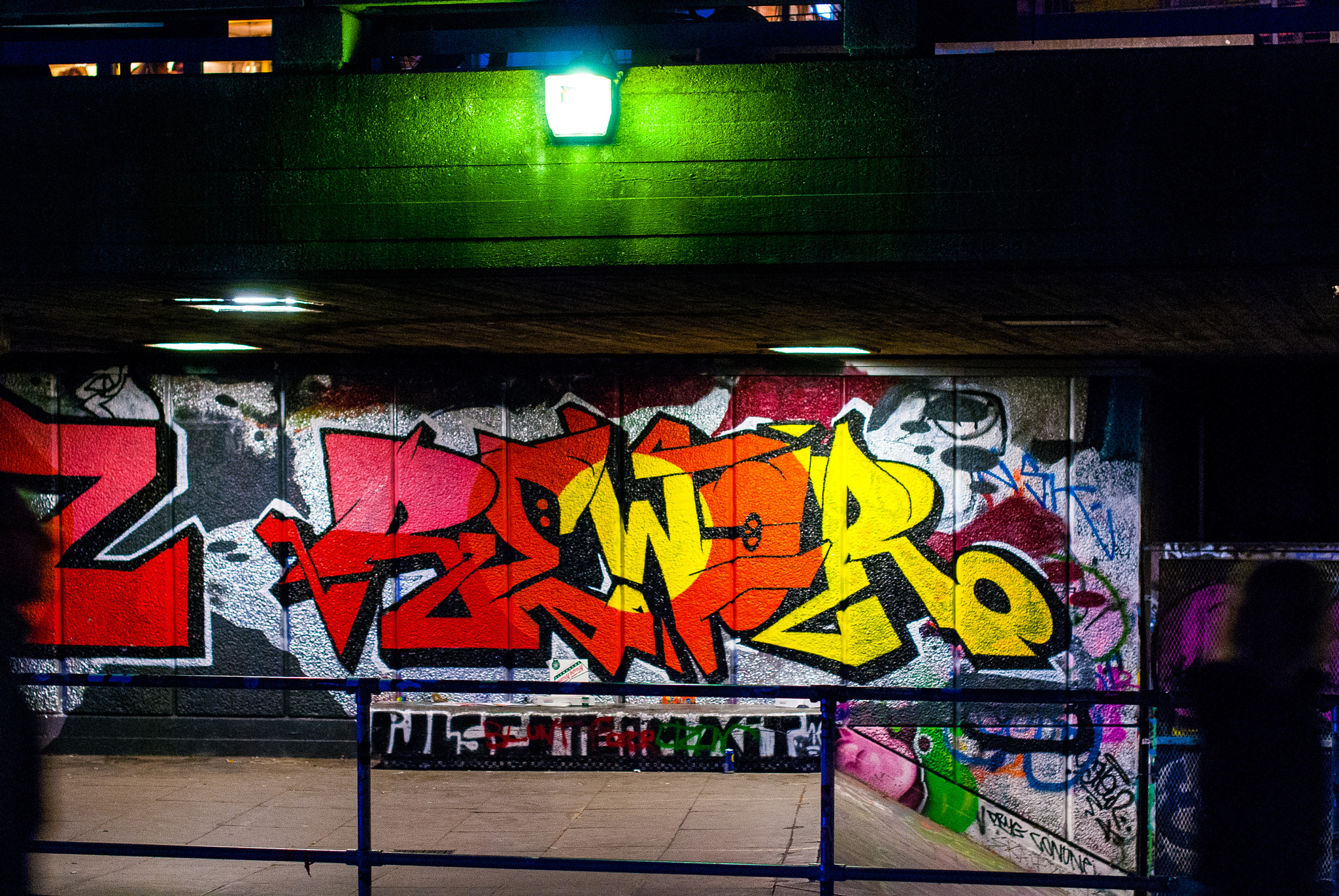 Nikon D80 + Nikon AF-S Nikkor 50mm F1.4G sample photo. Southbank graffiti photography
