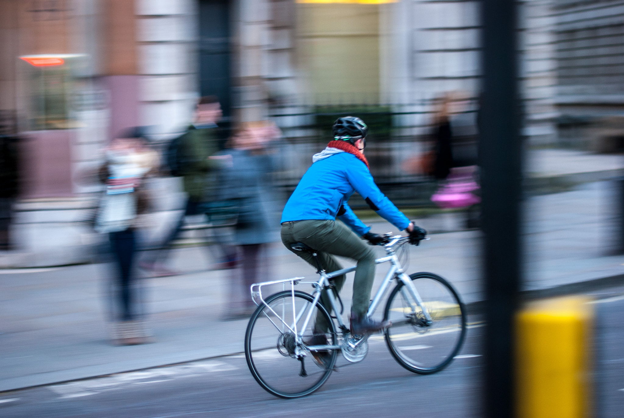 Nikon D80 + Nikon AF-S Nikkor 50mm F1.4G sample photo. Bike blur photography