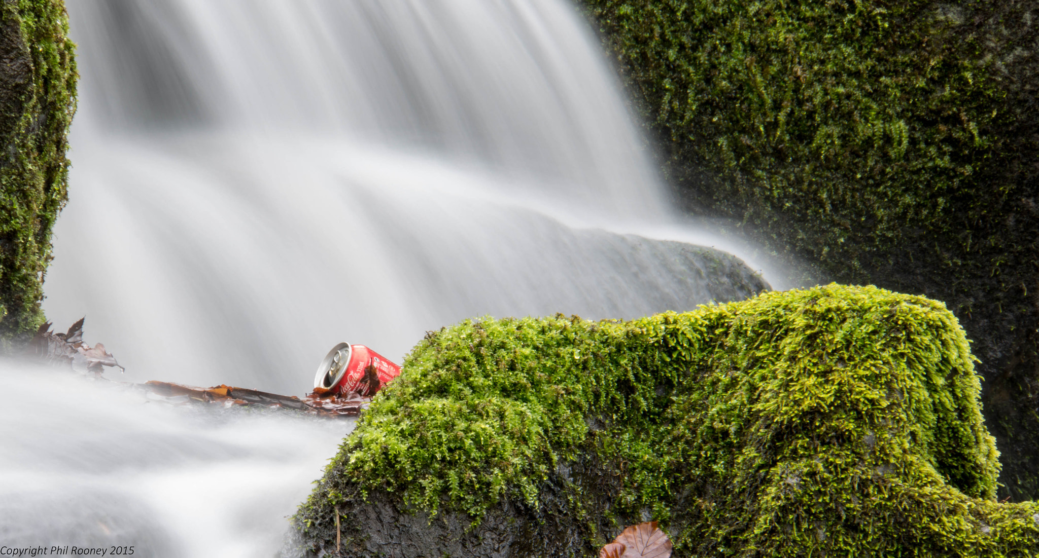 Sony a7R + Sony E 18-200mm F3.5-6.3 OSS sample photo. Coke in the cascade photography