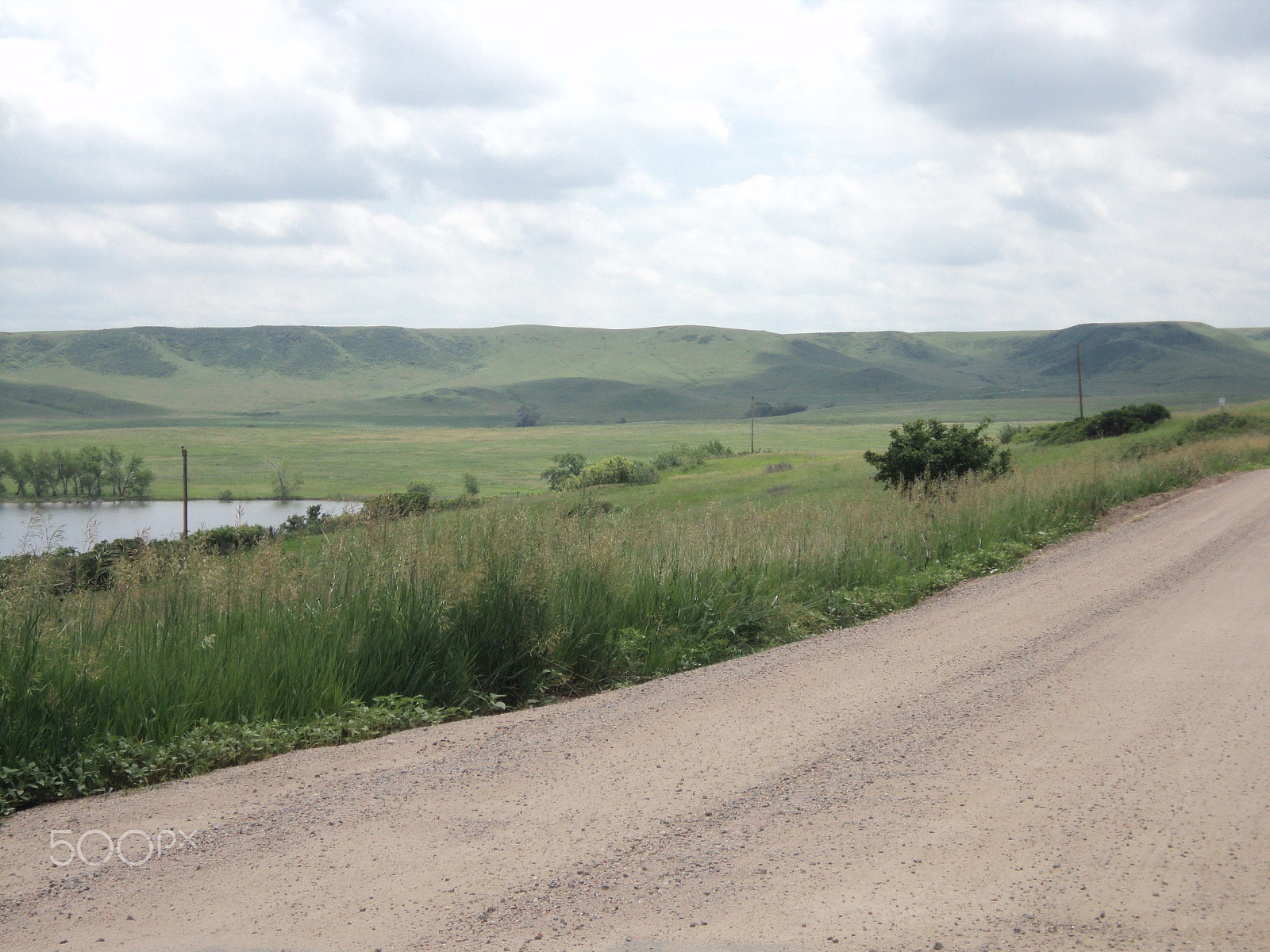 Sony DSC-S2100 sample photo. Colorado road photography