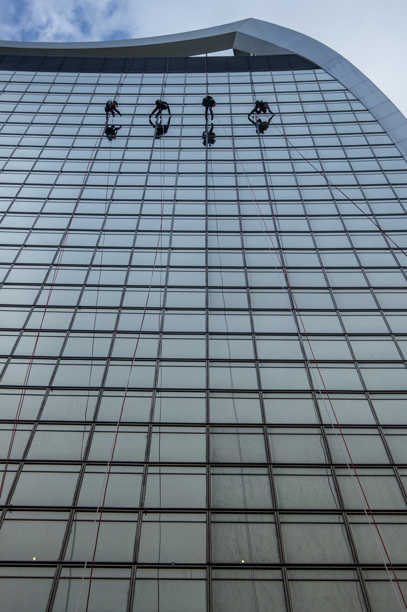 Sony SLT-A55 (SLT-A55V) sample photo. Cleaning 20 fenchurch steet (the walkie-talkie) photography