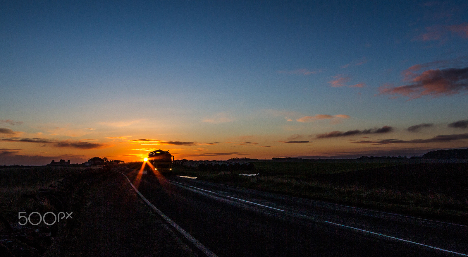 Canon EOS M + Sigma 10-20mm F4-5.6 EX DC HSM sample photo. Griting at sunrise photography