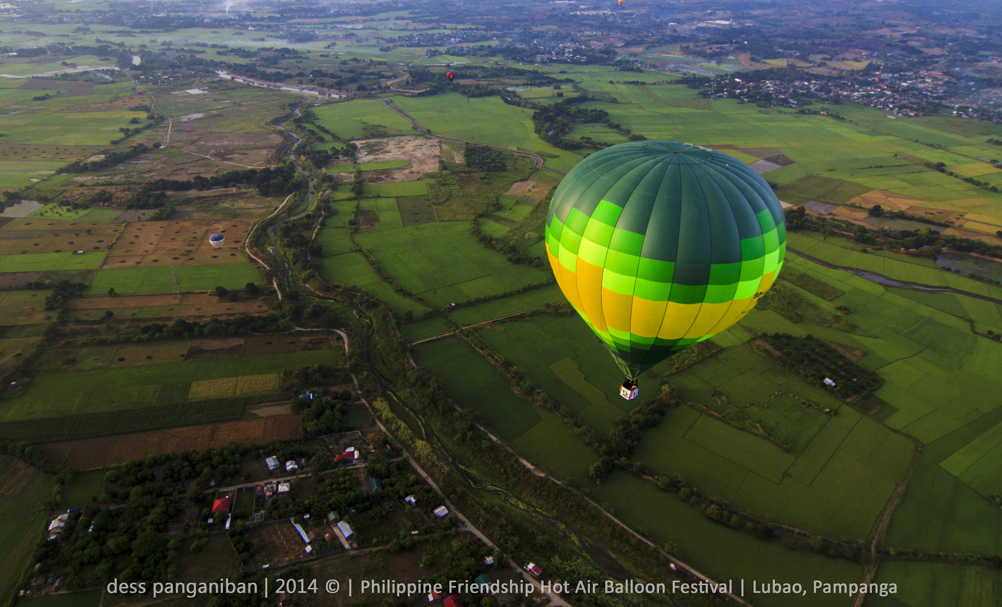 Canon EOS 500D (EOS Rebel T1i / EOS Kiss X3) + Tokina AT-X Pro 11-16mm F2.8 DX sample photo. Philippine hot air balloon festival photography