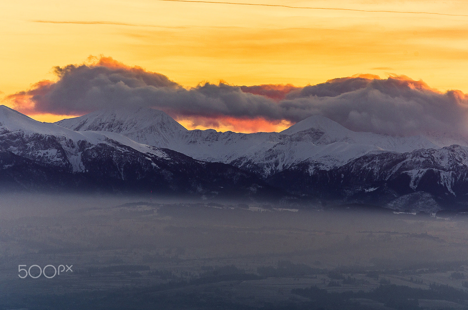 Pentax K-5 II + Sigma sample photo. Tatra mountains and smog.. photography