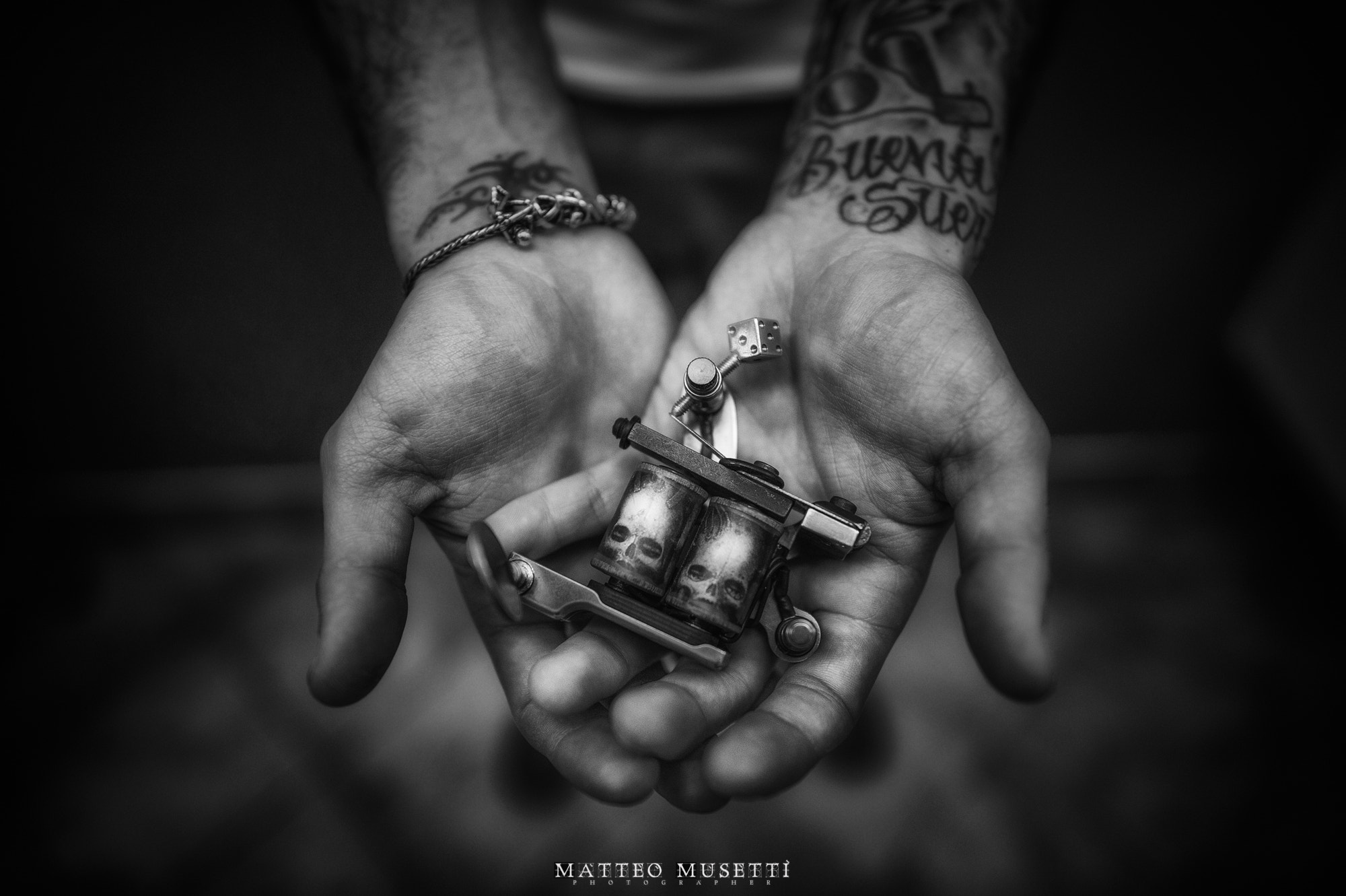 Nikon AF-S Nikkor 24mm F1.4G ED sample photo. Ink tattoo photography