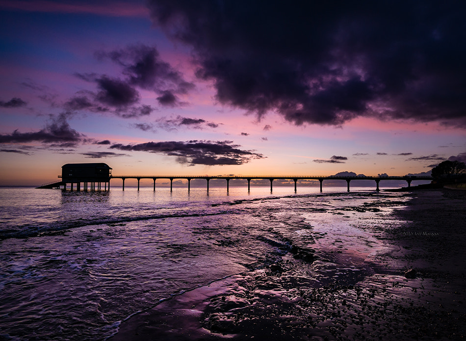 Panasonic Lumix DMC-G7 + Panasonic Lumix G Vario 7-14mm F4 ASPH sample photo. Dawn over rnli bembridge lifeboat station on the isle of wight photography