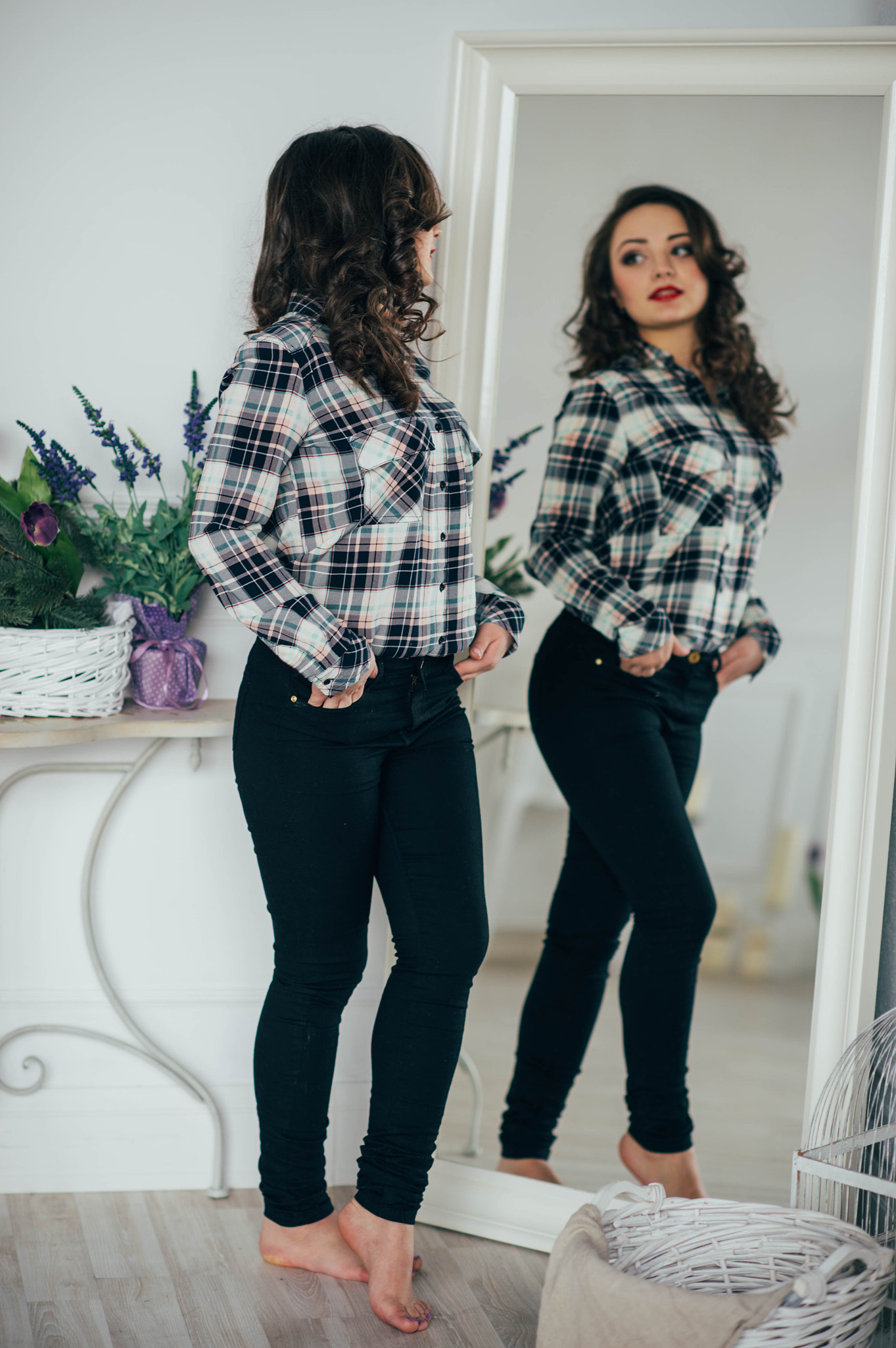 Nikon Df + Nikon AF-S Nikkor 85mm F1.4G sample photo. Blue jeans photography