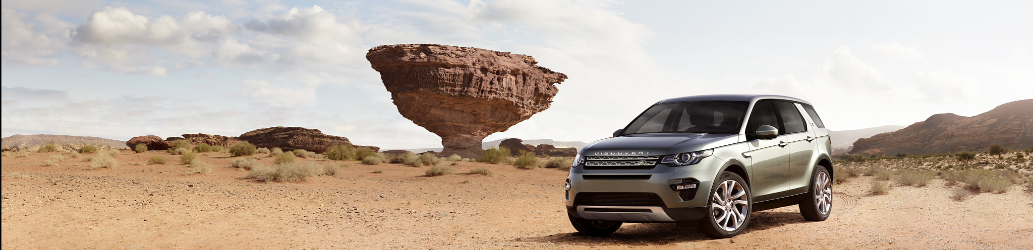 Schneider LS 80mm f/2.8 sample photo. Land rover discovery sport , tabuk ksa photography