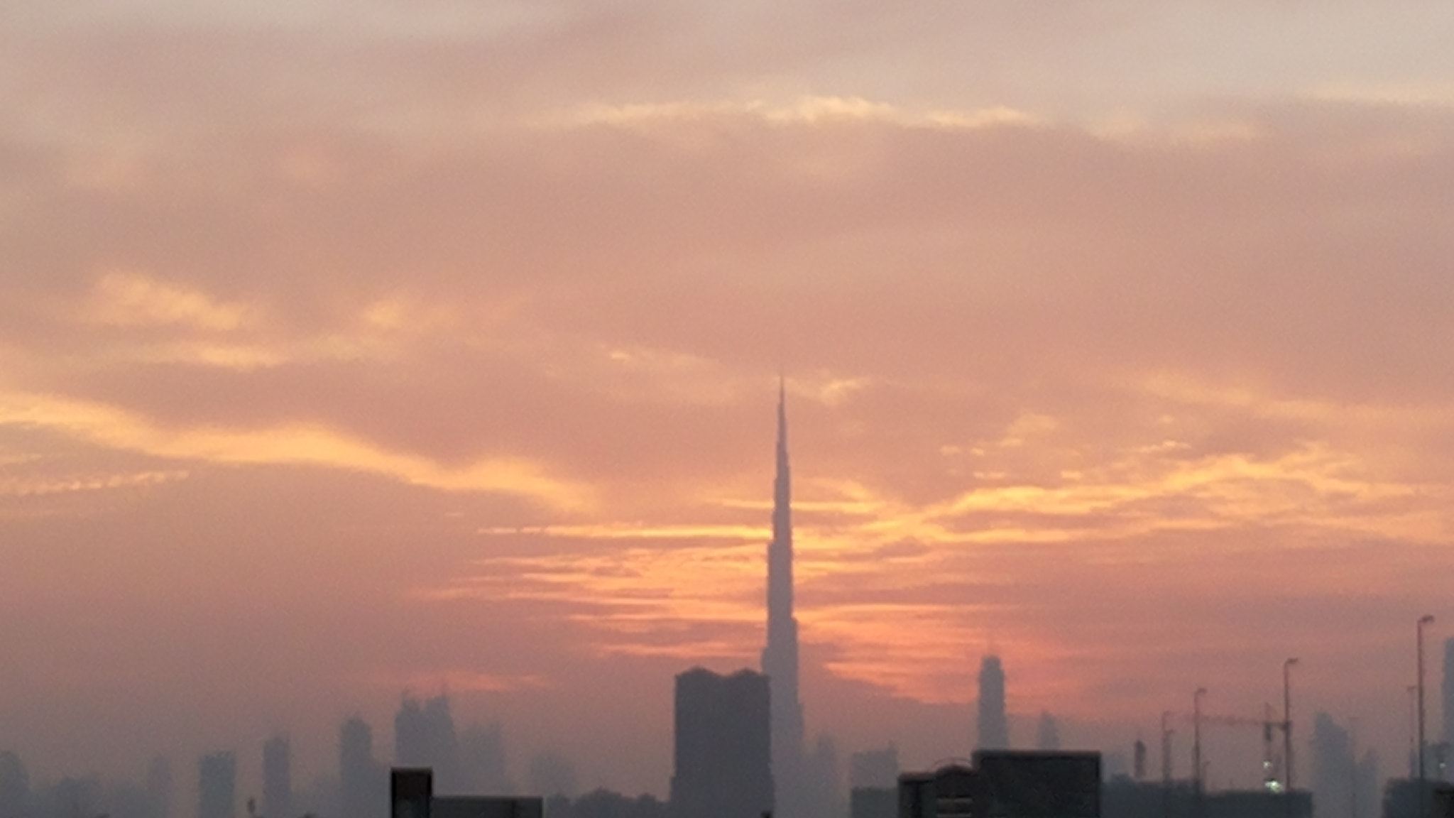 Samsung Galaxy Mega 5.8 sample photo. Redish cloud photography