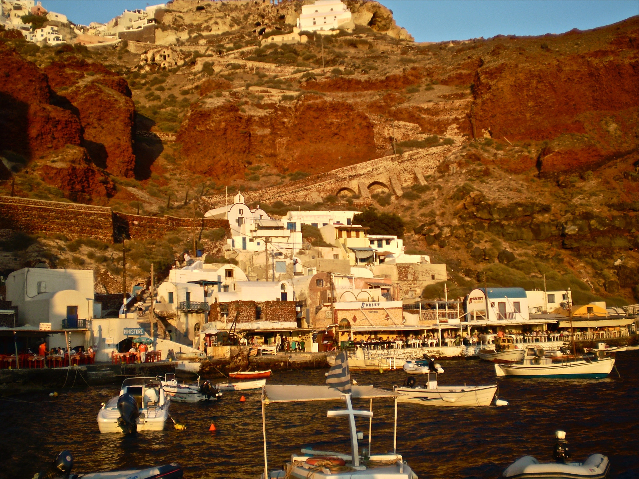 Olympus FE210,X775 sample photo. Santorini port photography