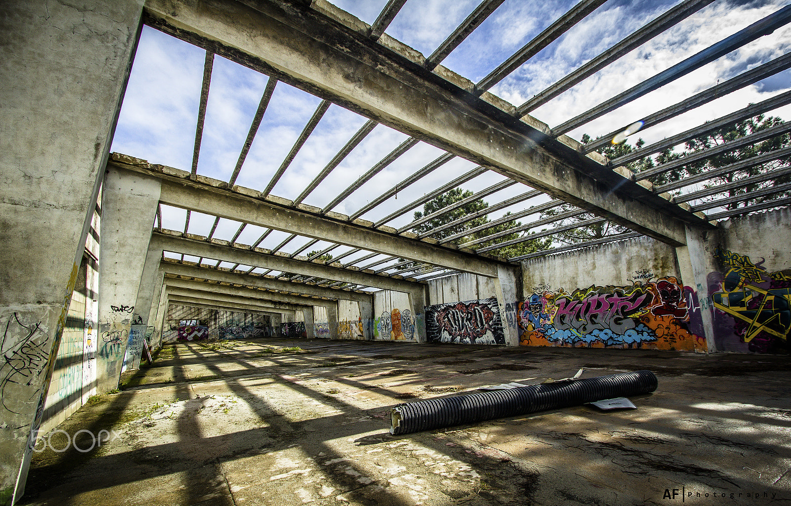 Canon EF-S 10-22mm F3.5-4.5 USM sample photo. Old factory photography
