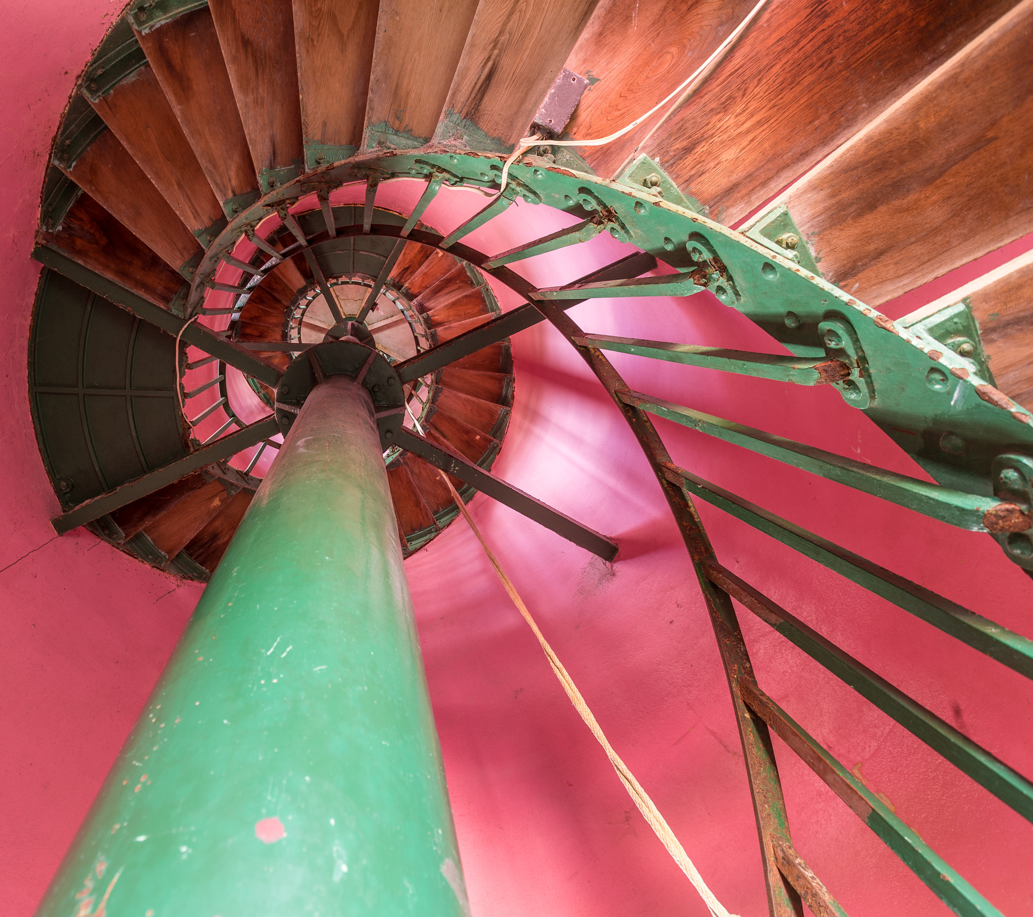 Canon EOS-1D C sample photo. Spiral photography