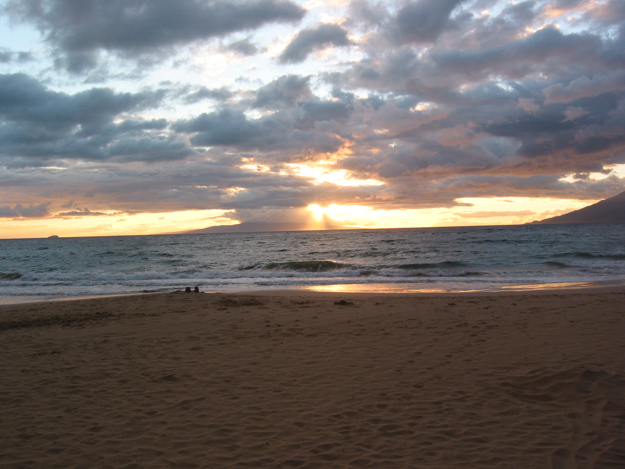 Canon POWERSHOT S40 sample photo. Maui - sunset photography