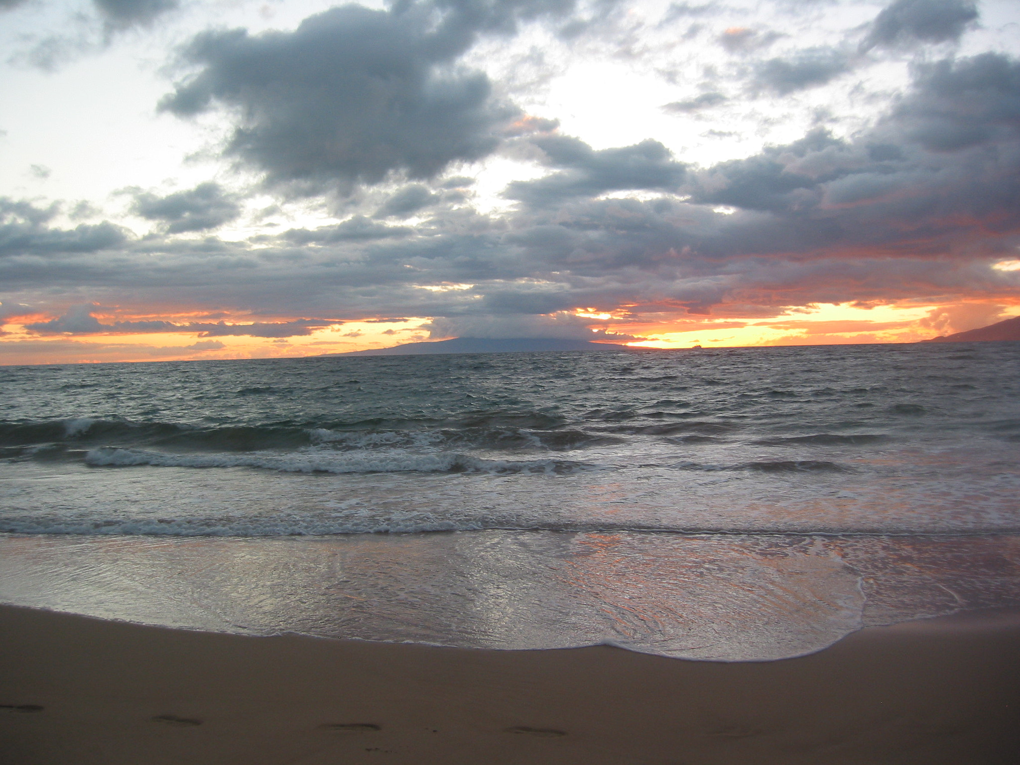 Canon POWERSHOT S40 sample photo. Maui - sunset photography