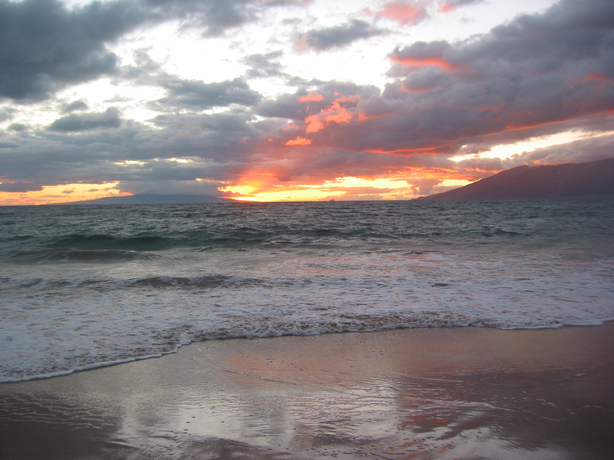 Canon POWERSHOT S40 sample photo. Maui - sunset photography