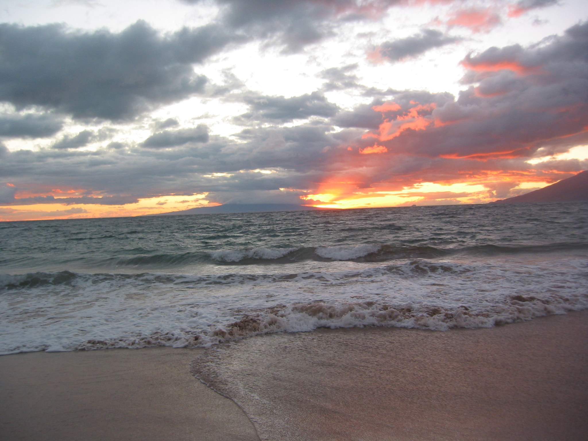 Canon POWERSHOT S40 sample photo. Maui - sunset photography