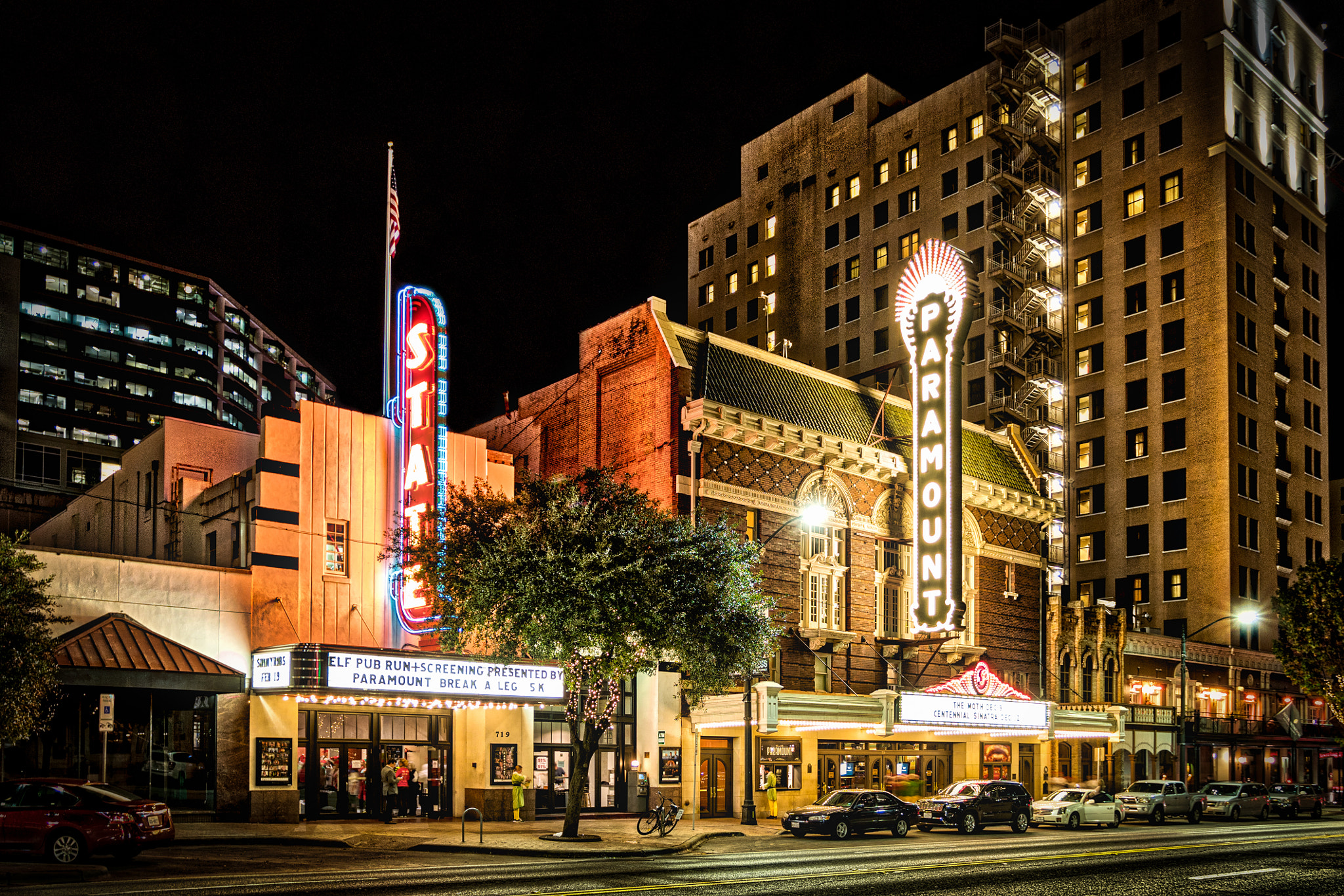 Sony a7R II + Canon EF 17-40mm F4L USM sample photo. Austin, tx - state and paramount theaters photography