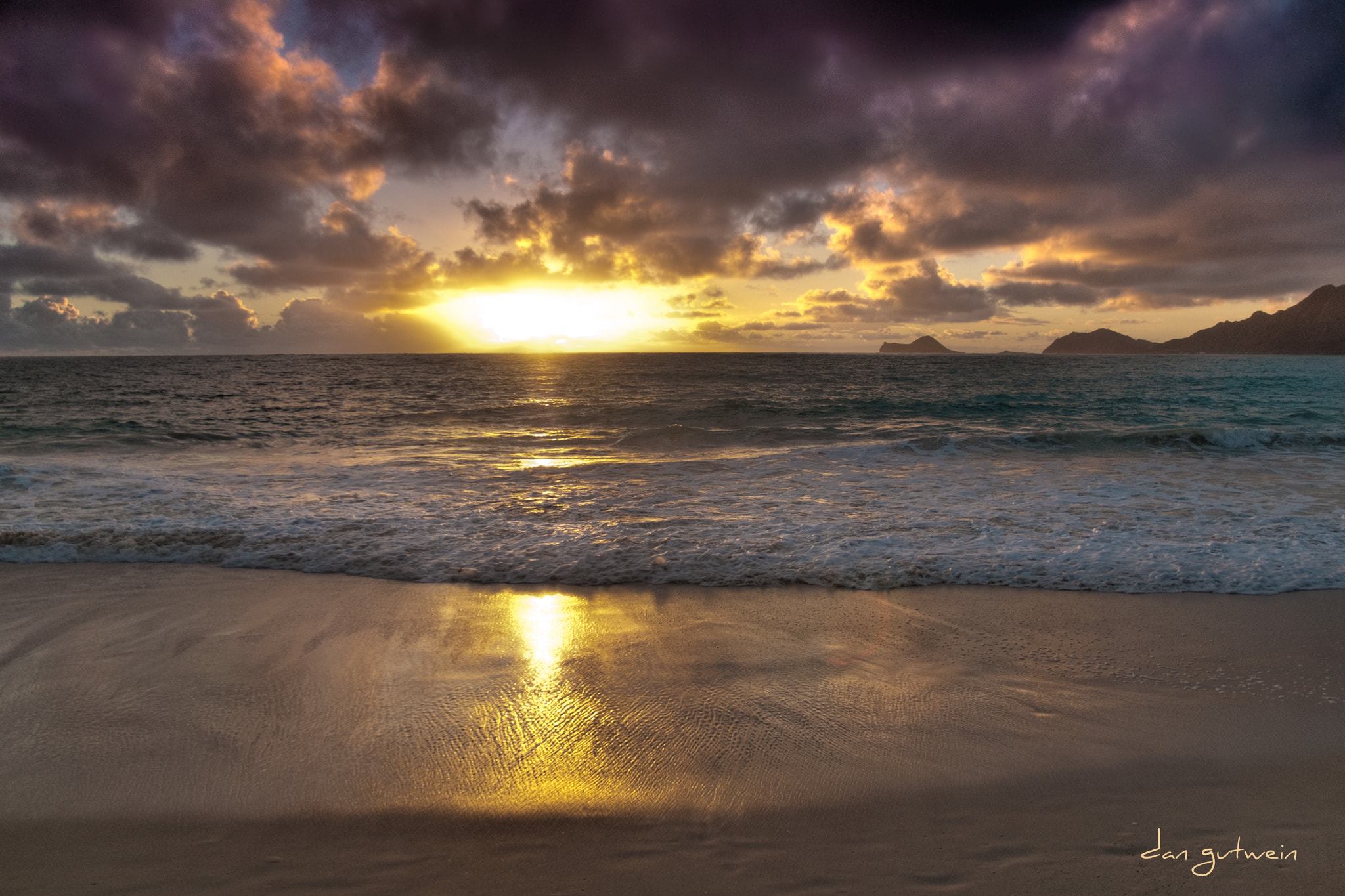 Nikon D300 + Sigma 18-125mm F3.8-5.6 DC OS HSM sample photo. Oahu bellows beach photography