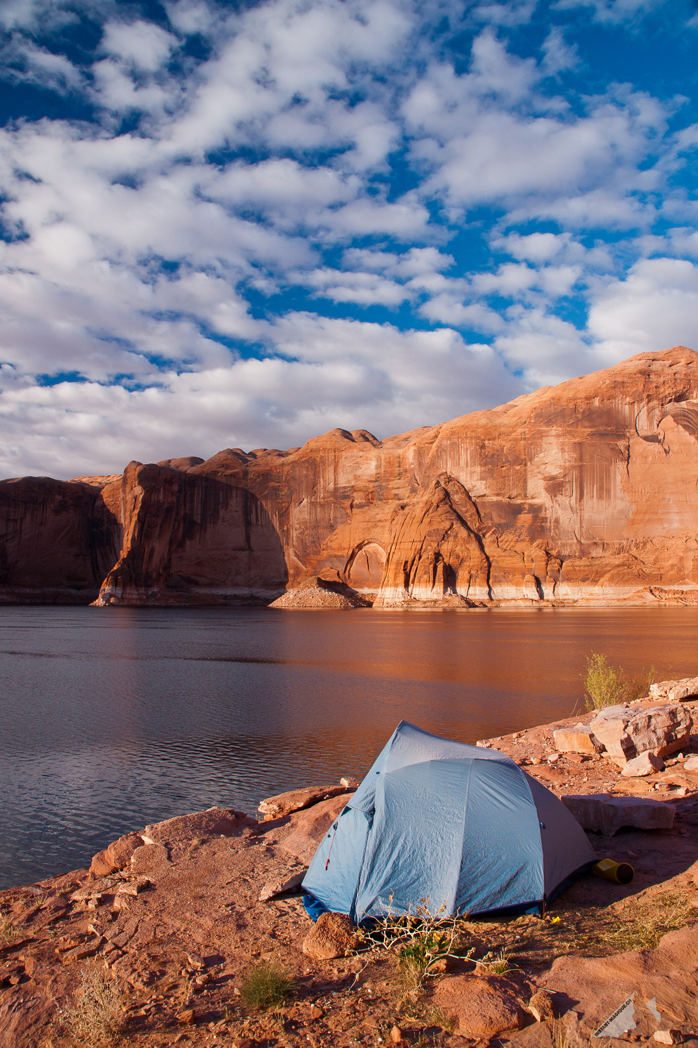 Sony Alpha DSLR-A700 + Sigma 18-200mm F3.5-6.3 DC sample photo. Lac powell photography