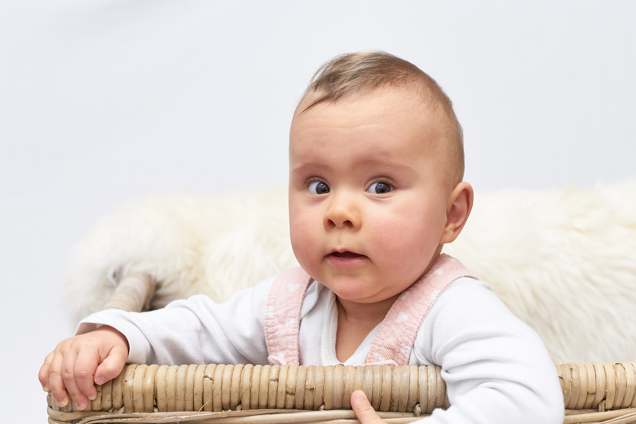 Sony ILCA-77M2 + Sony DT 35mm F1.8 SAM sample photo. Baby shooting photography