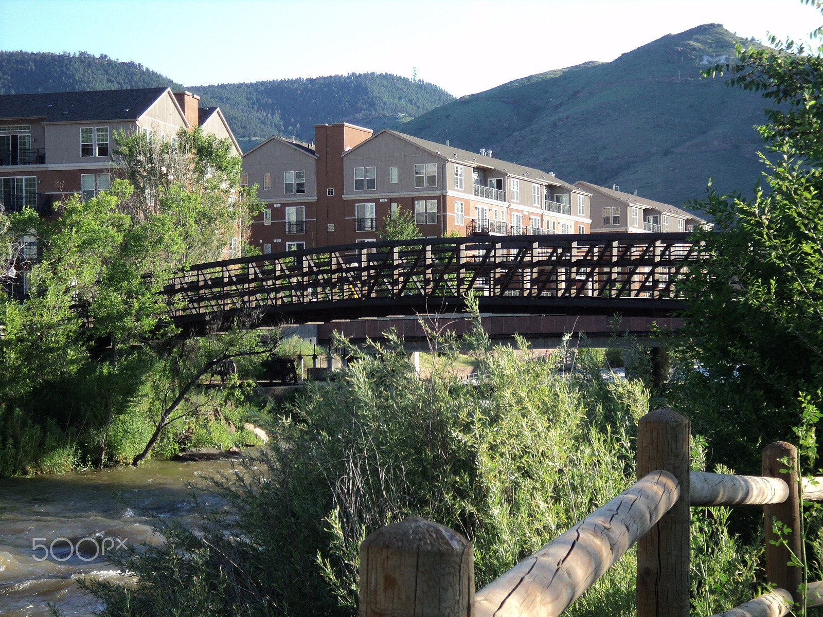 Sony DSC-S2100 sample photo. Vanover park - golden, colorado photography