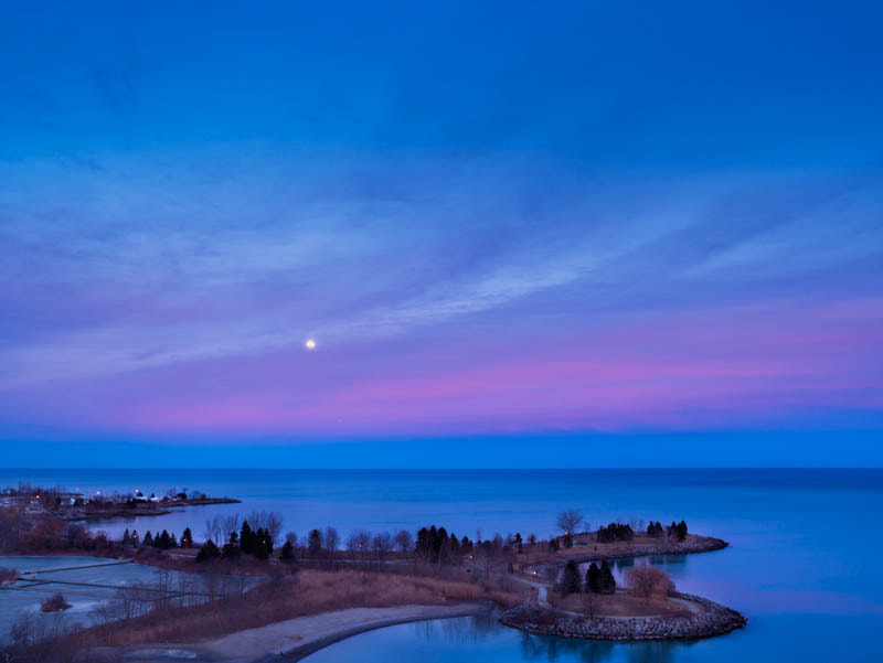 Panasonic Lumix DMC-GX7 + OLYMPUS DIGITAL 12-60mm Lens sample photo. Scarborough bluffs photography