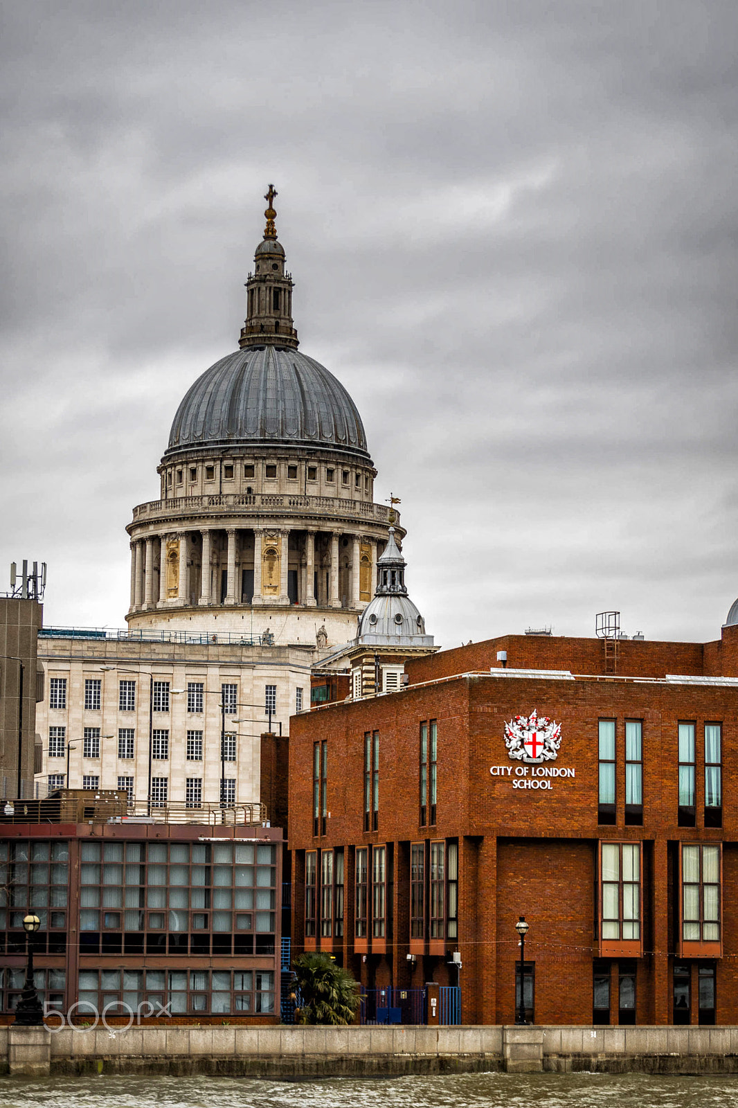 Canon EF 28-135mm F3.5-5.6 IS USM sample photo. London photography