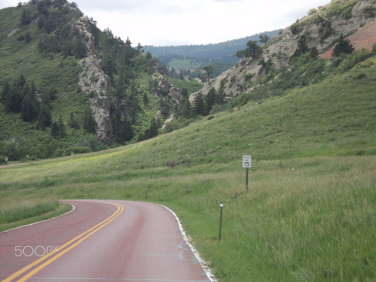 Sony DSC-S2100 sample photo. Road to roxborough park photography