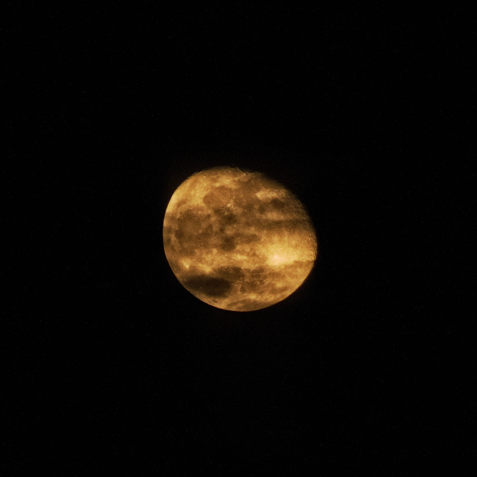 HD Pentax DA 55-300mm F4.0-5.8 ED WR sample photo. Moon in clouds photography