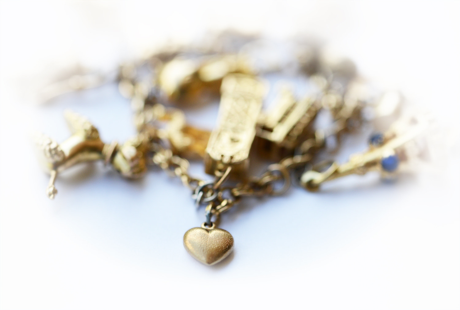Nikon D600 sample photo. Heart of gold photography